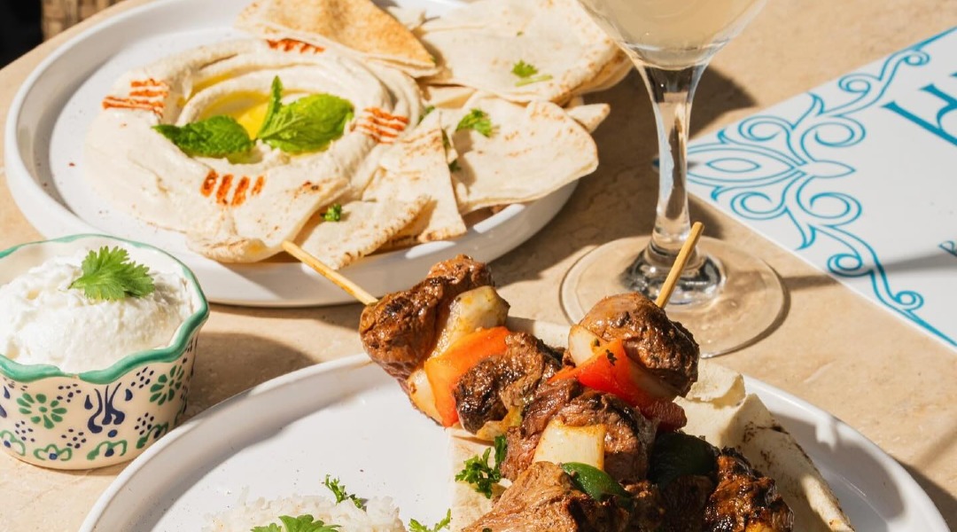Hummus Mediterranean Food
